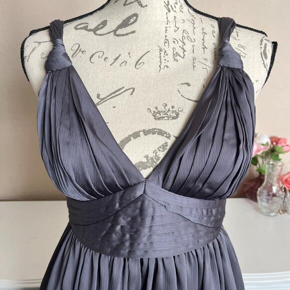 Gray bcbg cocktail dress size2 - Picture 3 of 6